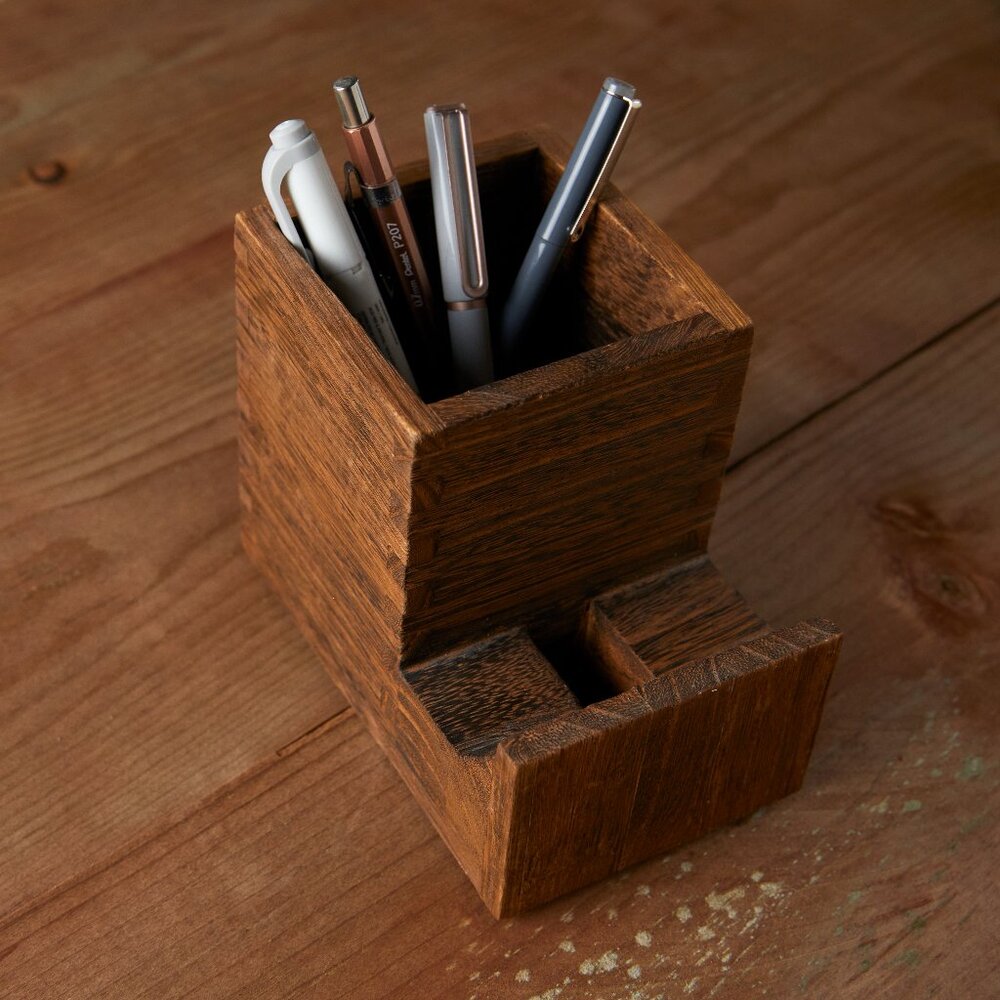 Wood Desk Pen + Pencil Cup w/ Phone Holder by Threshold EUC